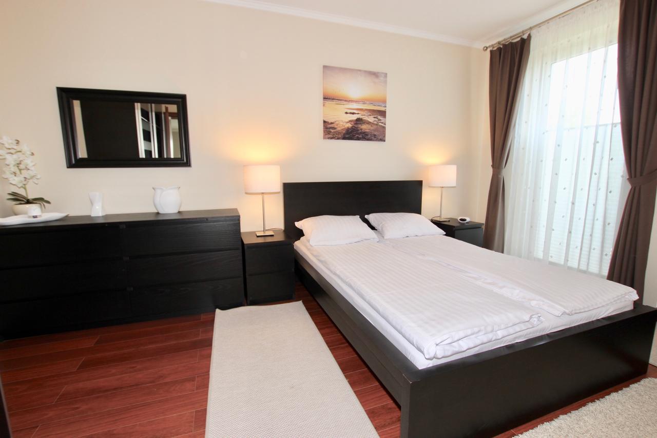 Apartamenty Bursztynowe Komnaty Darlowko Exterior photo